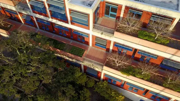 Random background image